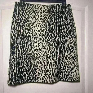 Talbots Black and Cream Animal Print Knee-length Pencil Skirt, Size 10